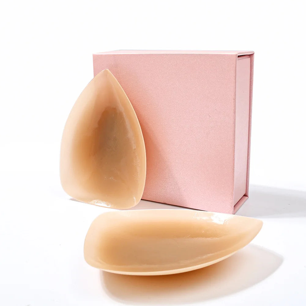 “Triangle Silicone Nipple Covers – Invisible & Reusable”